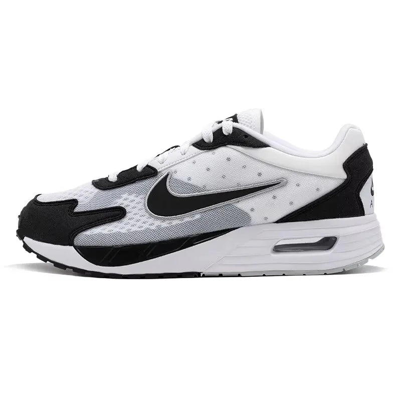 NIKE AIR MAX SOLO